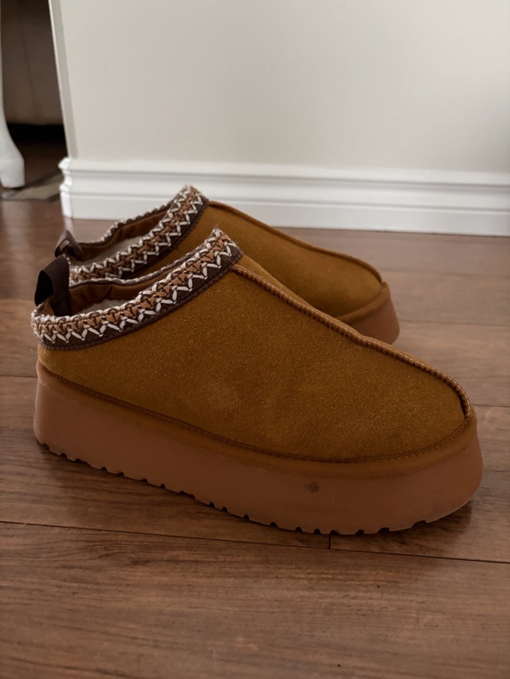 French Connection Platform Shoes size 9/10 Large Gently Used
